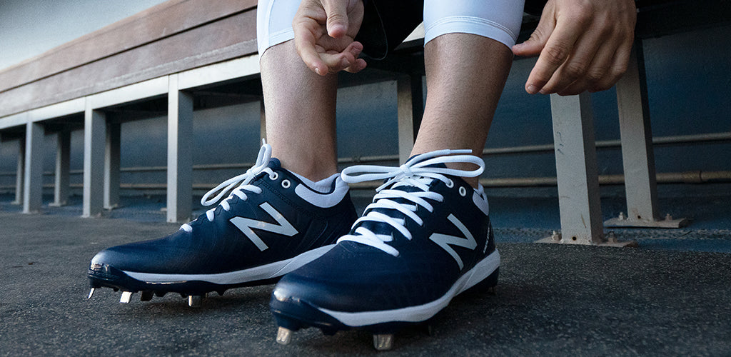 How to Choose the Proper Footwear for Baseball or Softball