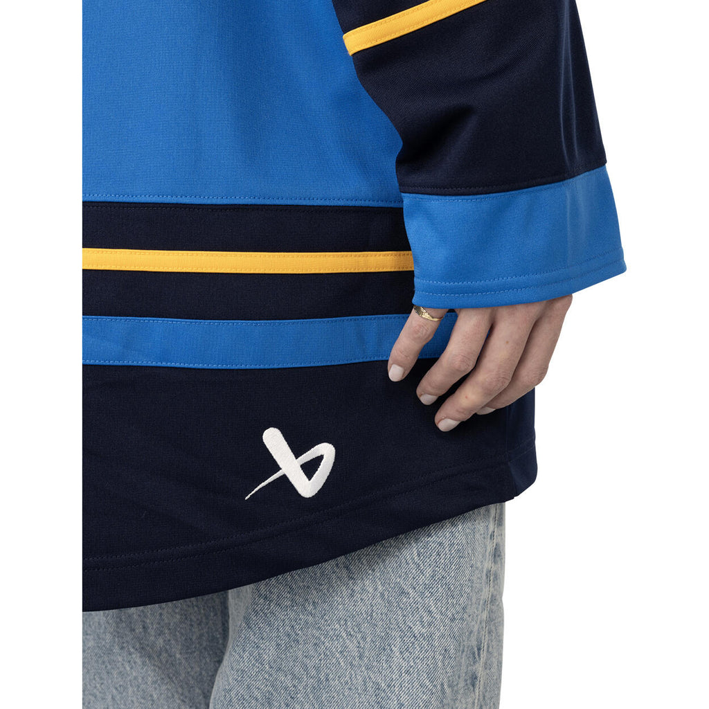 Maillot De Hockey EHC Visp #1 Ochsner - Taille S, Signé - Très Bon état (taches)