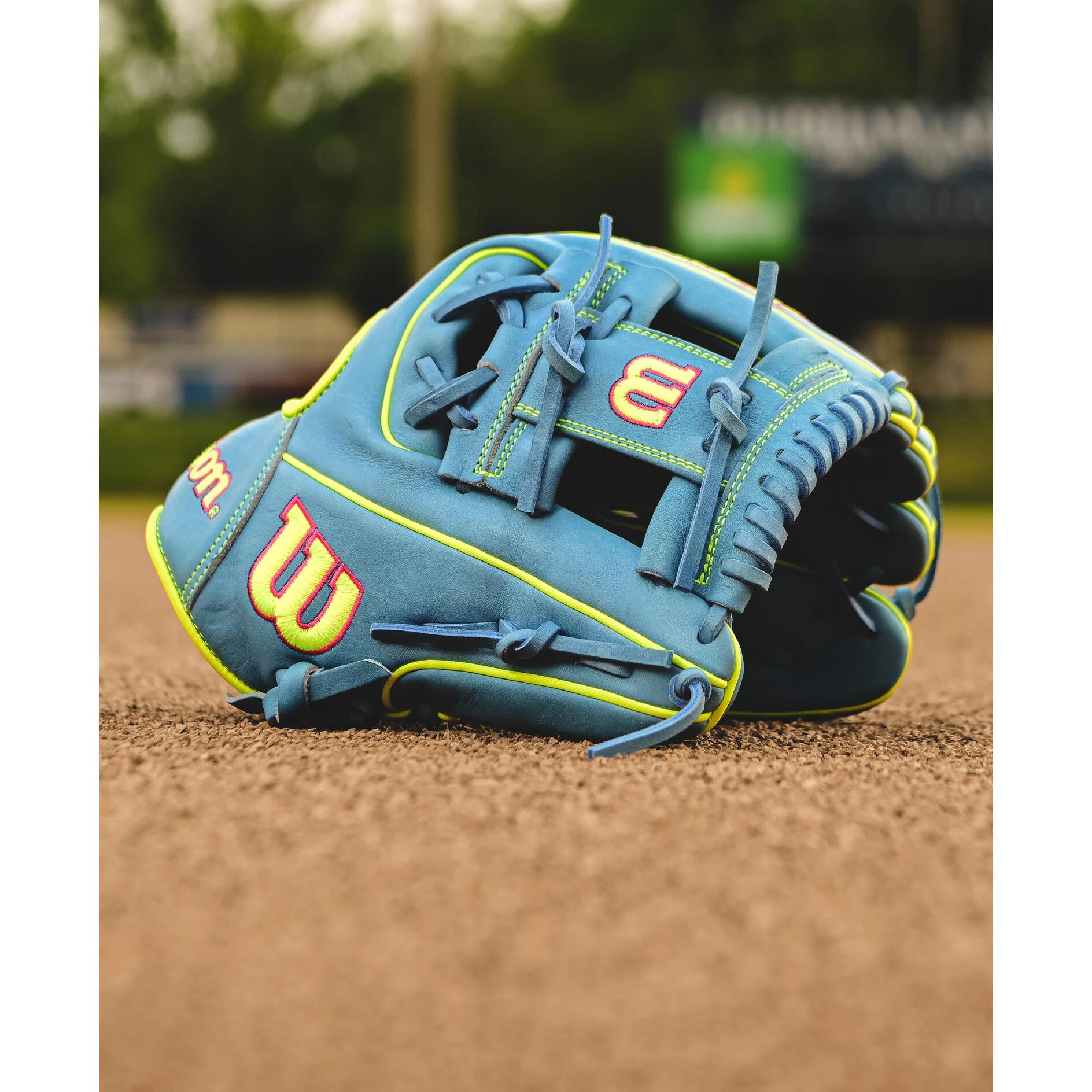 Wilson Fall 2024 A2000 1786 11.5” Infield Baseball Glove | Source